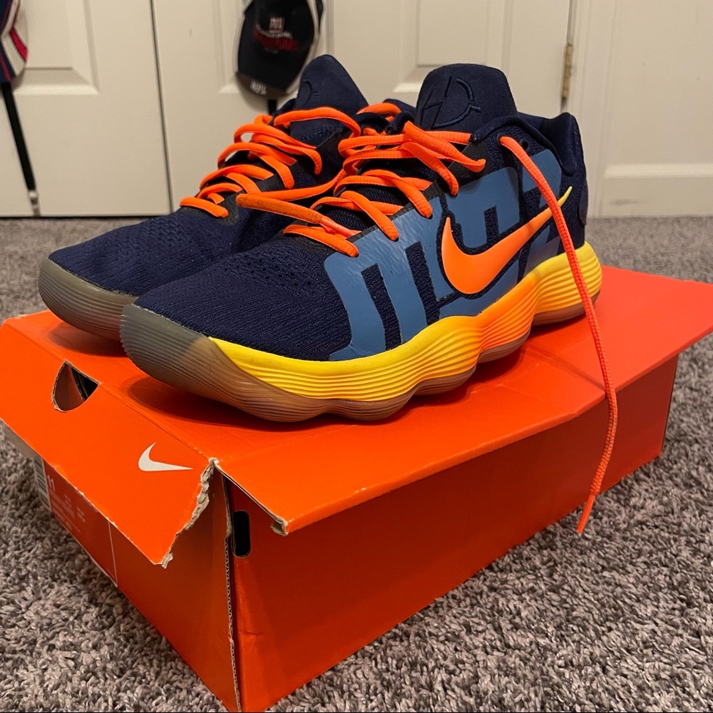 Hyperdunk 2017 Low Madrid